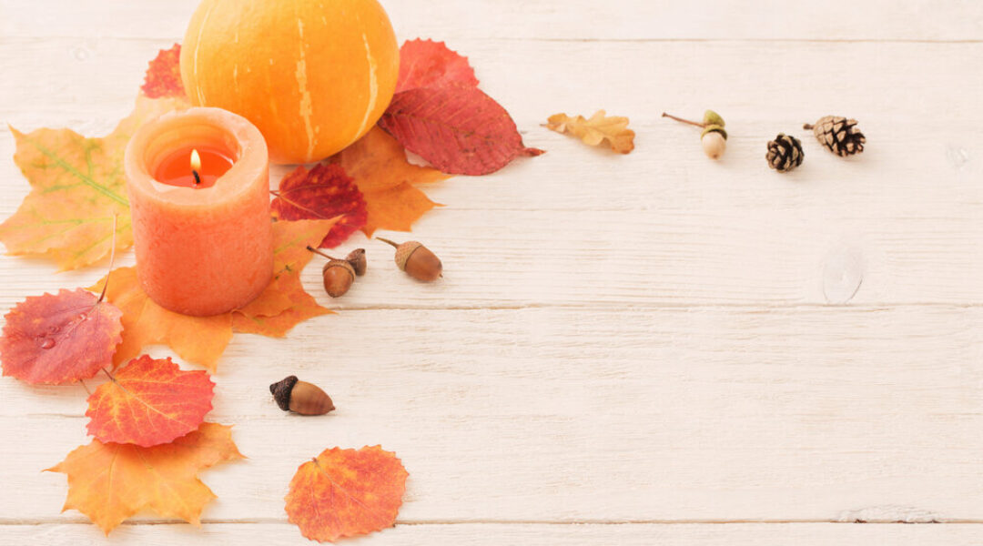 bougies-orange-fleurs-
