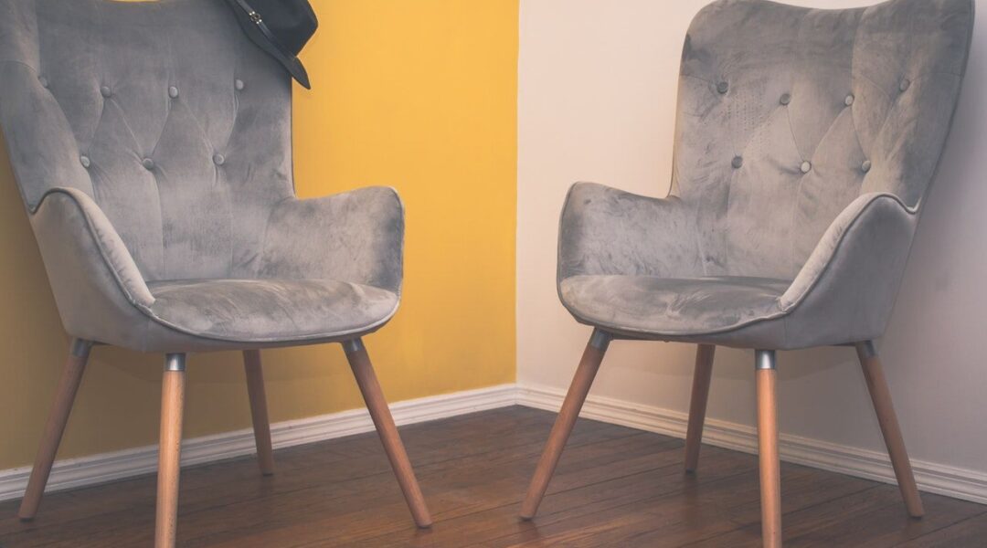 chaise-scandinave-en-velours