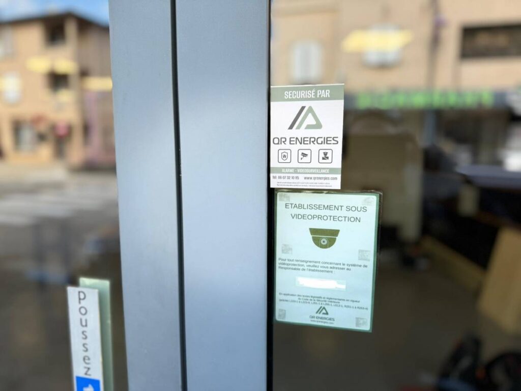 Protégez votre logement avec des alarmes intelligentes adaptées à votre région