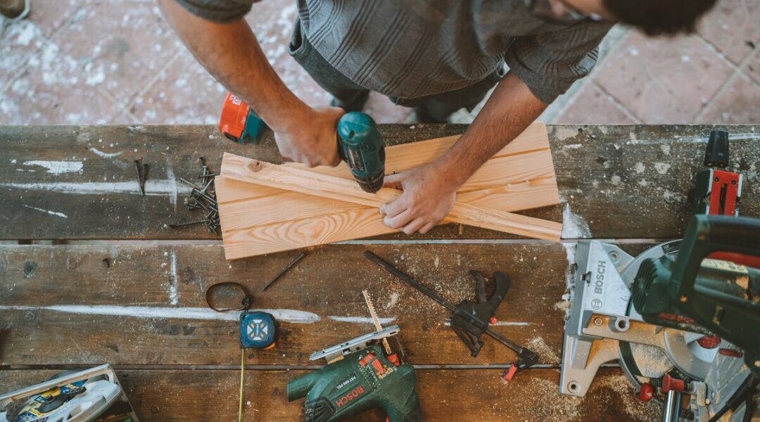 visseuse-perceuse-bois