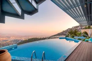 piscine bleue