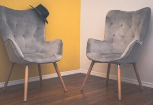 chaise-scandinave-en-velours