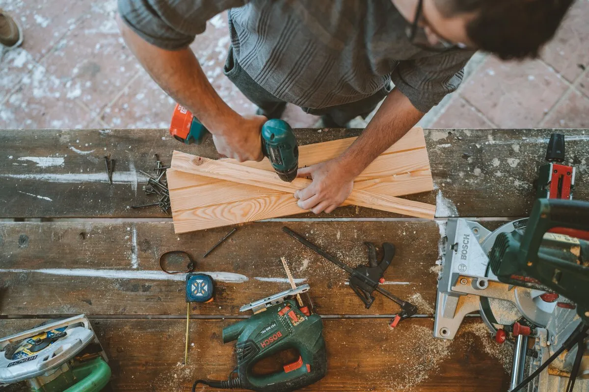 visseuse-perceuse-bois