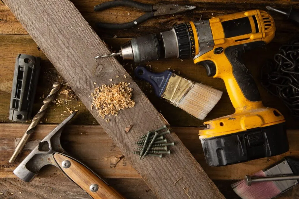 visseuse-jaune-ryobi