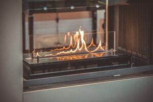 cheminee encastree en verre